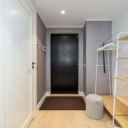 شقة Center Kentmanni Lux Apartment, Free Parking